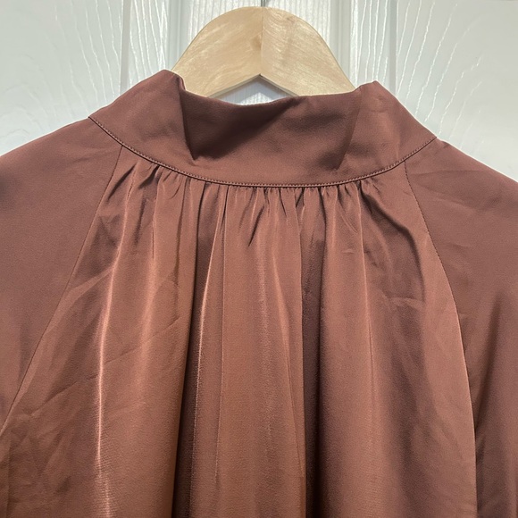 H&M brown blouse, puff sleeves, size large. - Picture 3 of 8